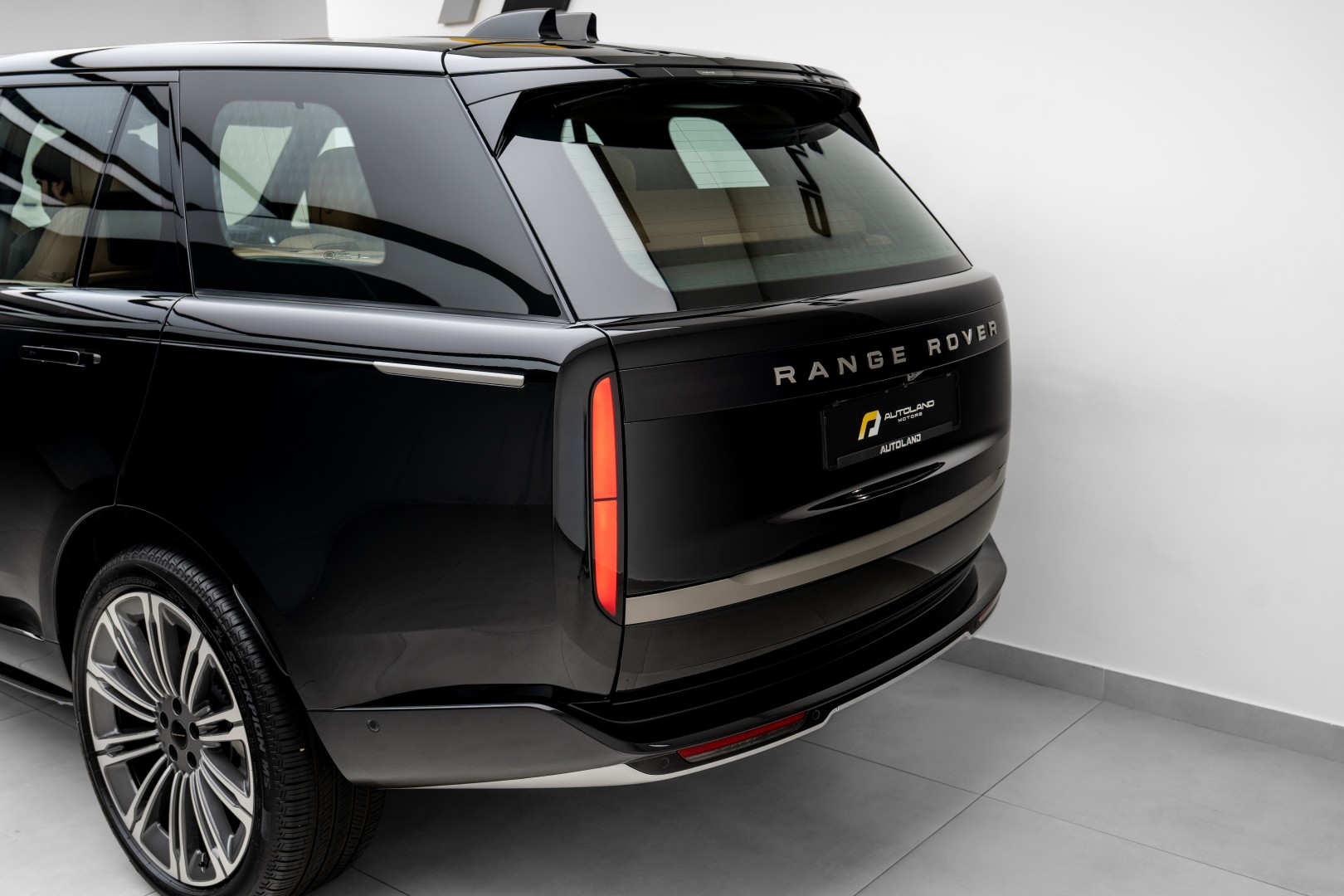 2026 RANGE ROVER P400 HSE MAIN DEALER WARRANTY 5 YEARS